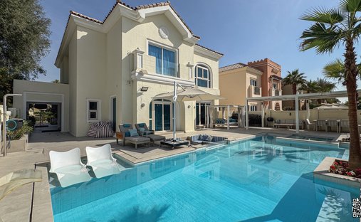 Villa in Dubai, Dubai, United Arab Emirates 1