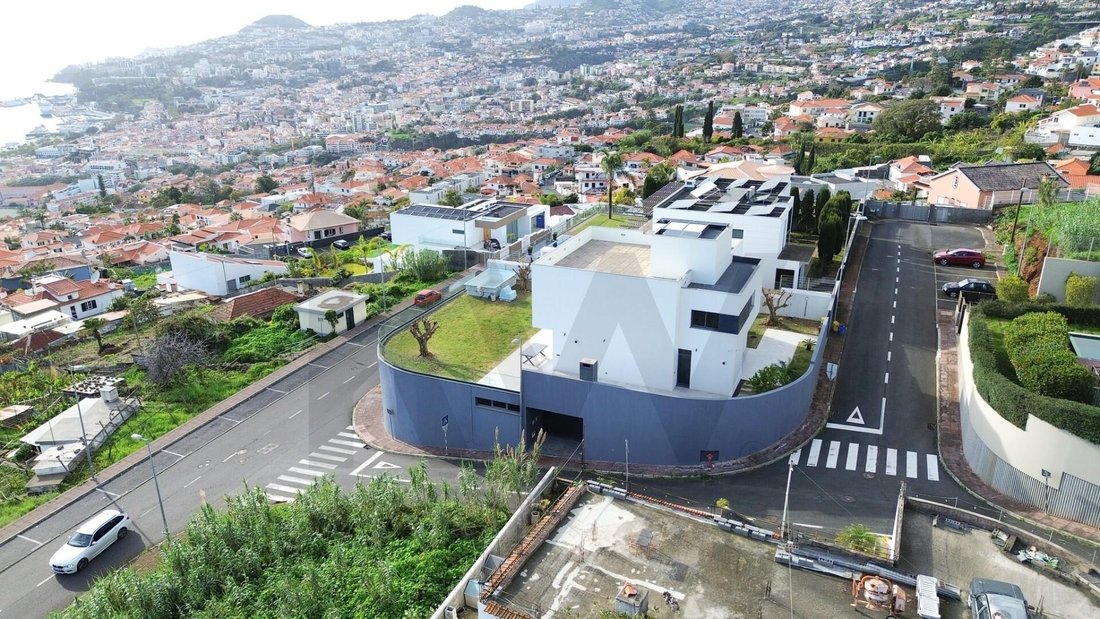 House in Santa Maria Maior, Madeira, Portugal 2 - 17019230