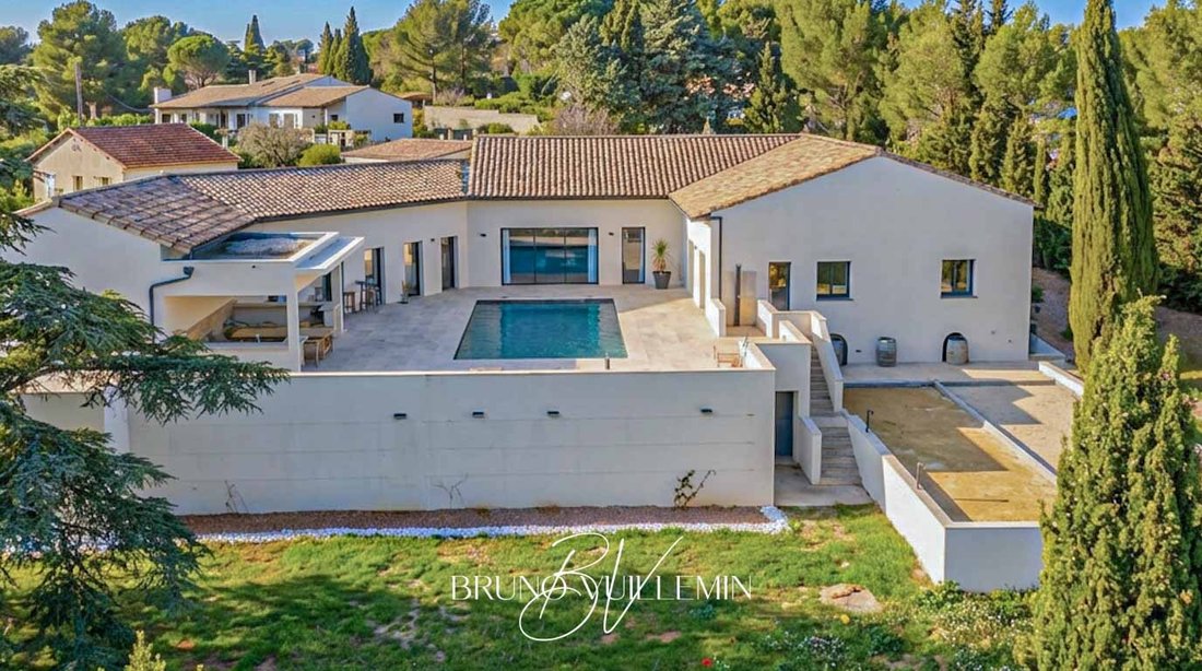 Villa in Villemoustaussou, Occitania, France 3 - 17019259