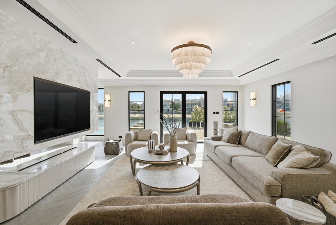 Villa in Palm Jumeirah, Dubai, United Arab Emirates 2 - 17019370