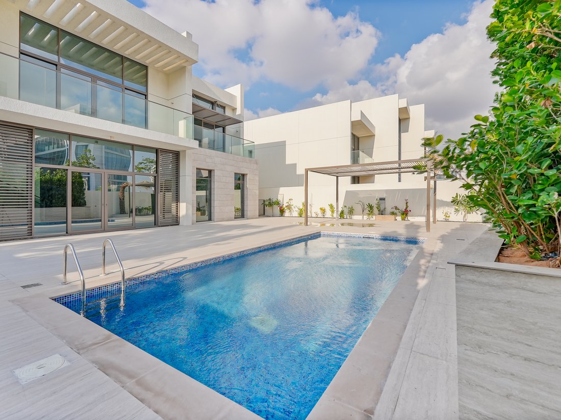 Villa in MBR City / Mohammed Bin Rashid City, Dubai, United Arab Emirates 1 - 17020202