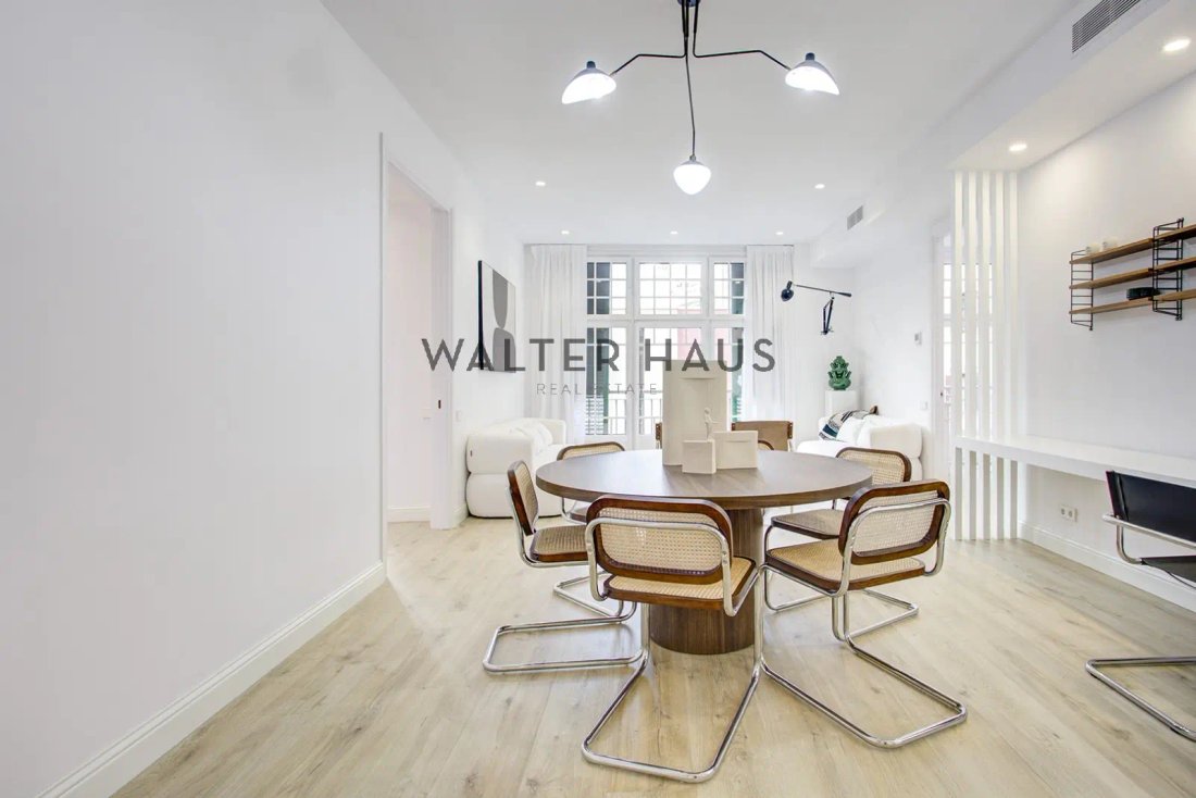 Apartment in Eixample, Barcelona, Spain 4 - 17015315