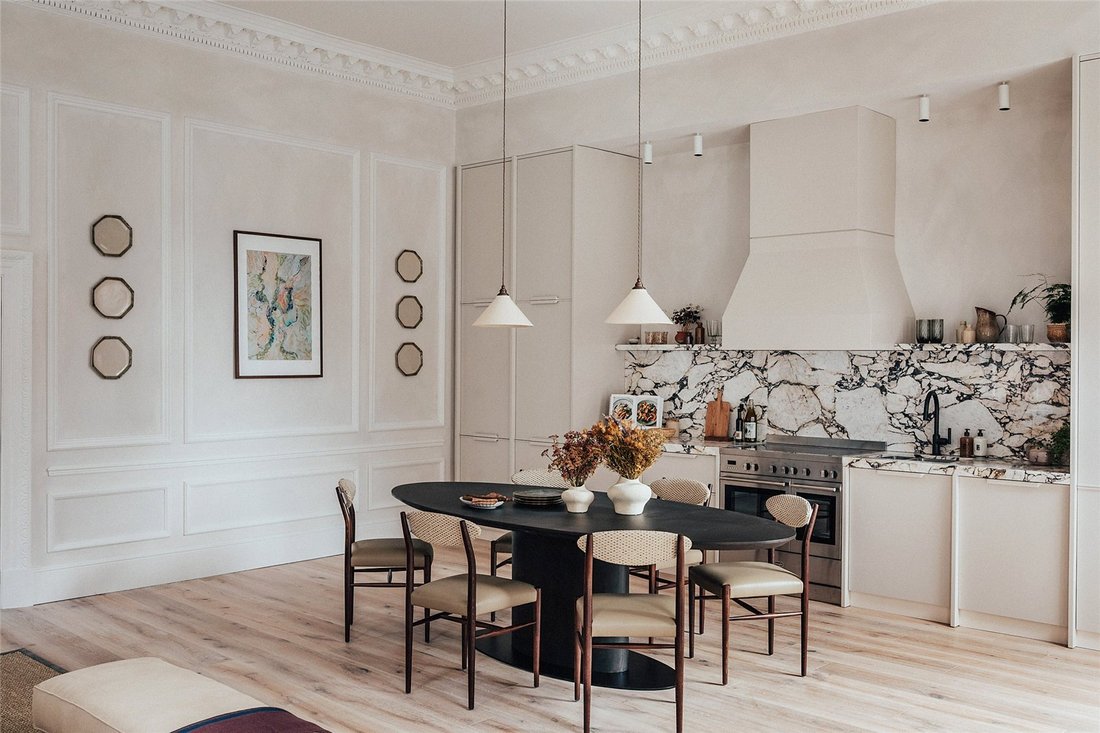 Apartment in Piccadilly, Westminster, England 5 - 17020304