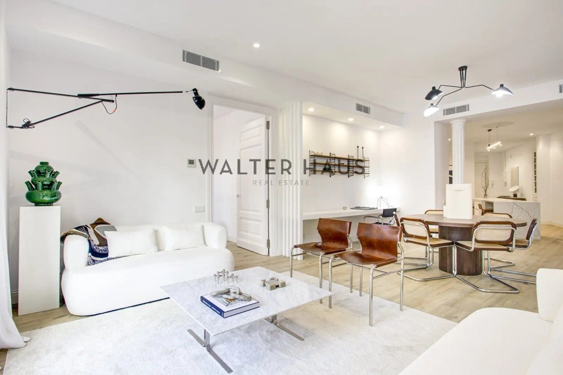 Apartment in Eixample, Barcelona, Spain 3 - 17015315