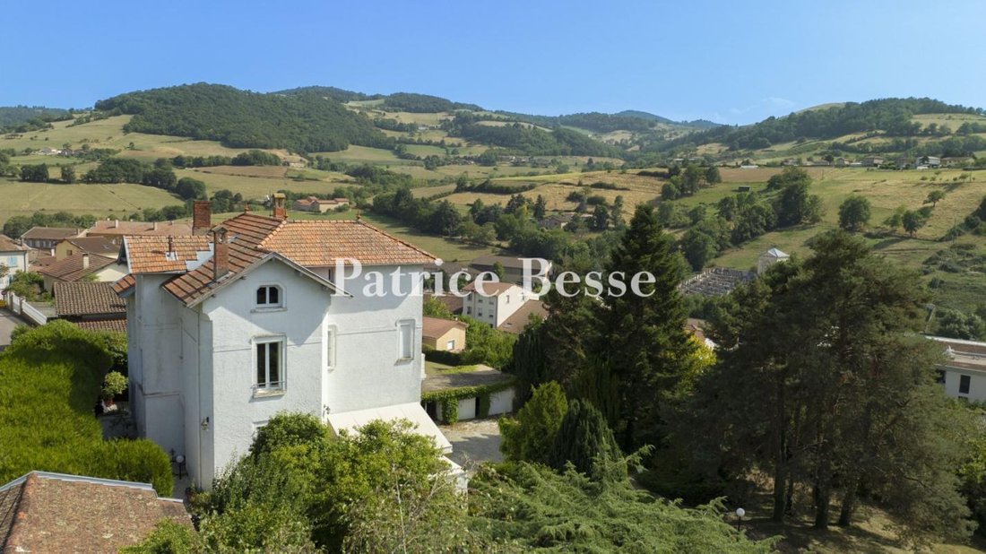 House in Pontcharra-sur-Turdine, Vindry-sur-Turdine, France 1 - 17019761