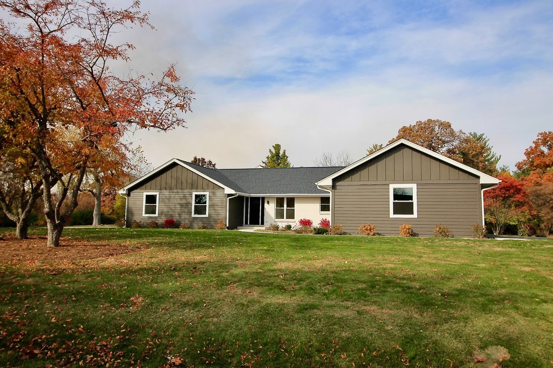 House in Campton Hills, Illinois, United States 1 - 17019827