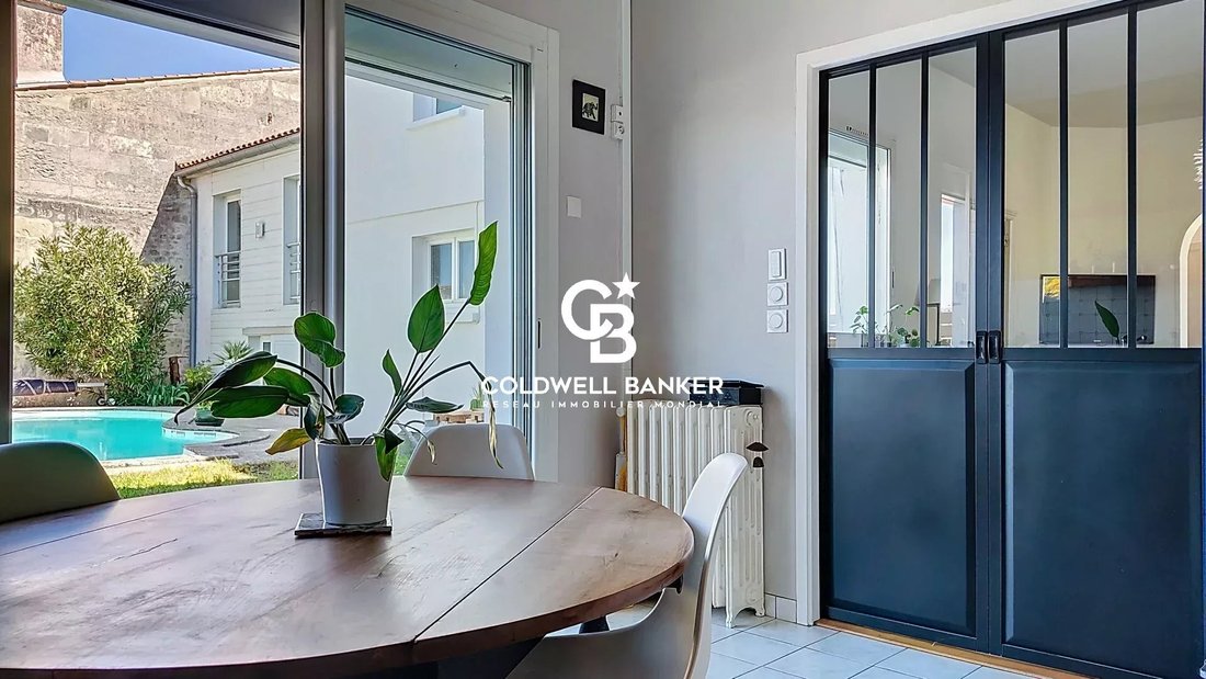 House in La Fenetre, Saintes, France 1 - 17020661