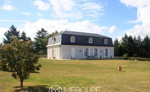 Casa en Cité Bretonnie-Chatelet-Favieres-Conches, Montluçon, Francia 1