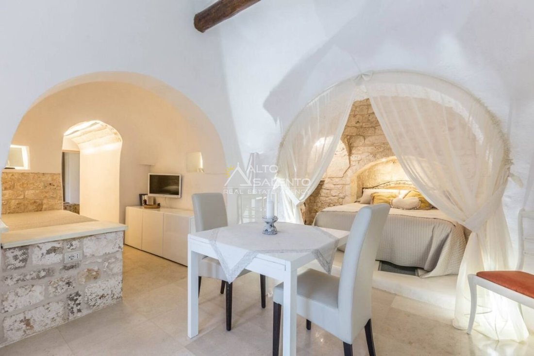 Country House in Ceglie Messapica, Apulia, Italy 4 - 17020112