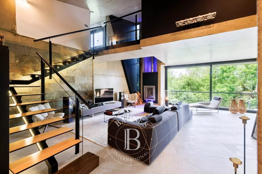 Townhouse in Ipar-Ekialdea, Donostia-San Sebastian, Spain 5 - 17020758