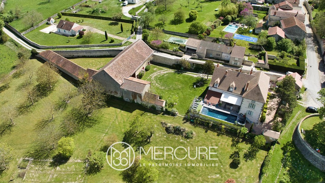 House in Charroux, Auvergne-Rhône-Alpes, France 3 - 15863710