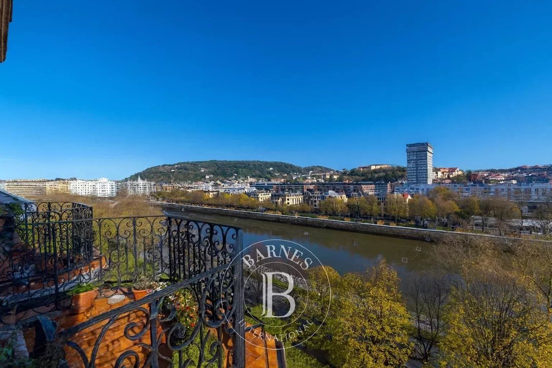 Apartment in Centro, Donostia-San Sebastian, Spain 2 - 17020814