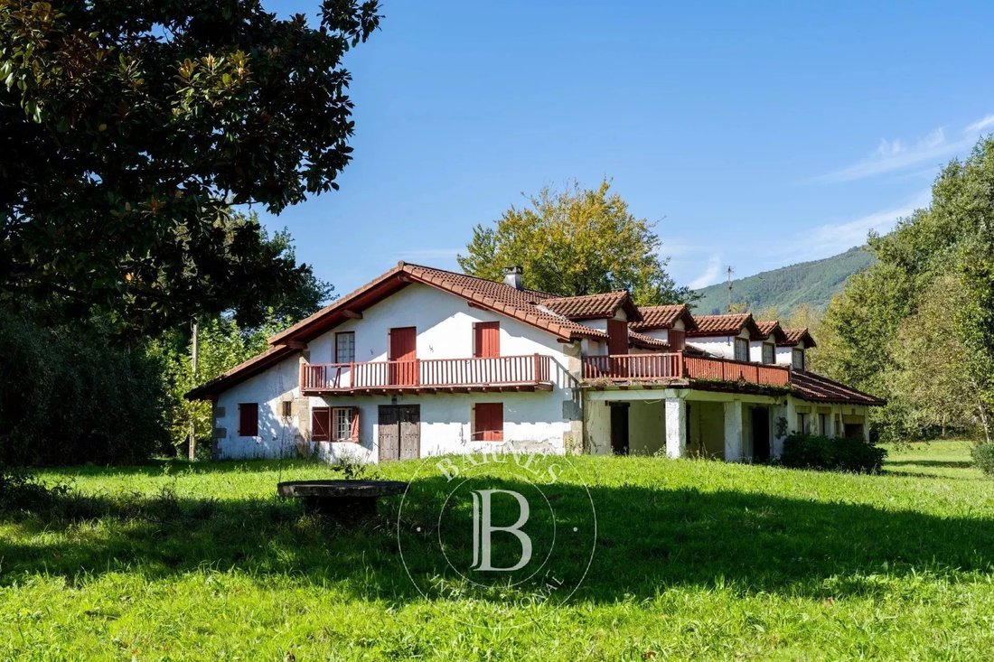 House in Irun, Basque Country, Spain 1 - 17020780