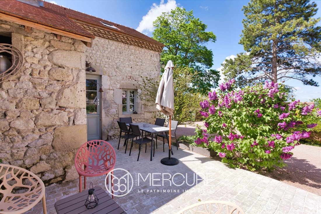 House in Charroux, Auvergne-Rhône-Alpes, France 4 - 15863710