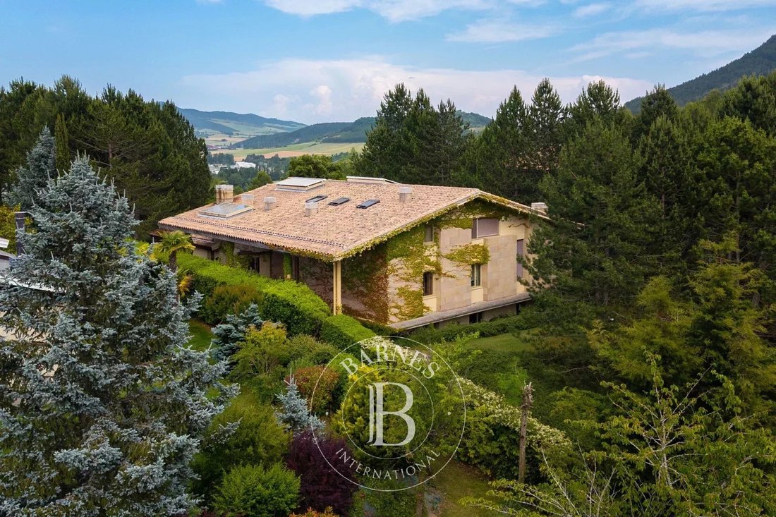 Villa in Centro, Donostia-San Sebastian, Spain 3 - 17020769