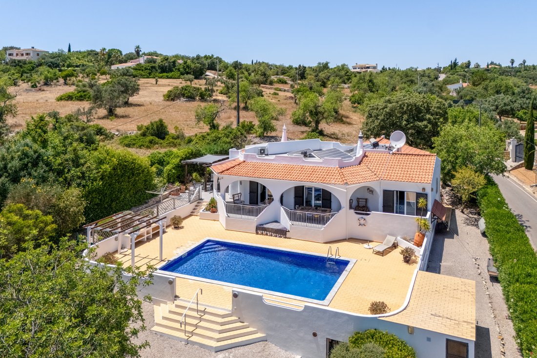House in Santa Barbara de Nexe, Algarve, Portugal 1 - 15941005