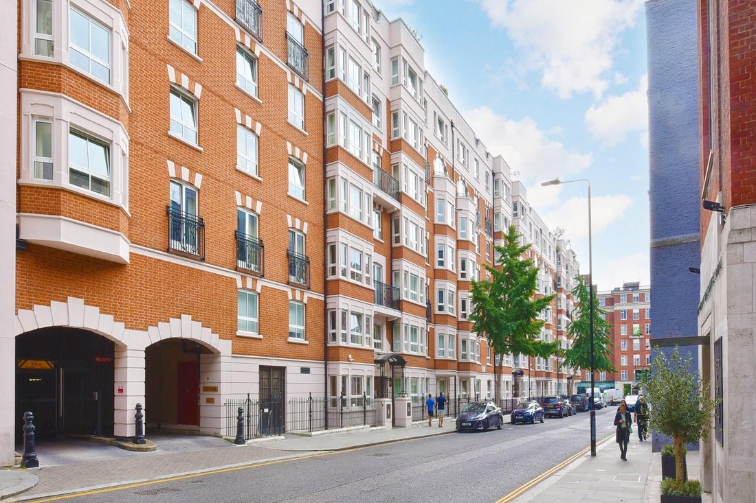 Apartamento en Campden Hill, Kensington y Chelsea, Inglaterra 1 - 17019902