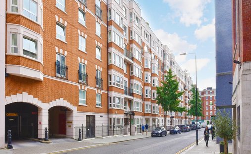 Apartment in Campden Hill, Kensington And Chelsea, England 1