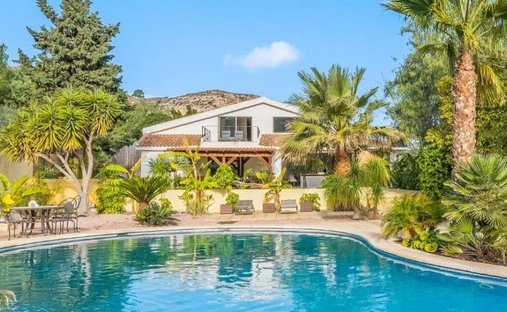 Landhaus in Aspe, Land Valencia, Spanien 1