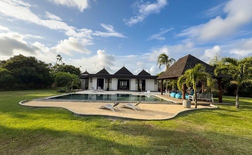 Villa in Flic en Flac, Rivière Noire District, Mauritius 1