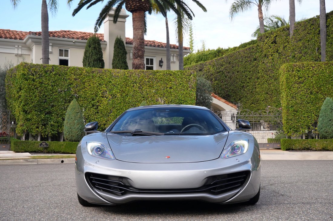 Coupe in Los Angeles, California, United States 3 - 17020999