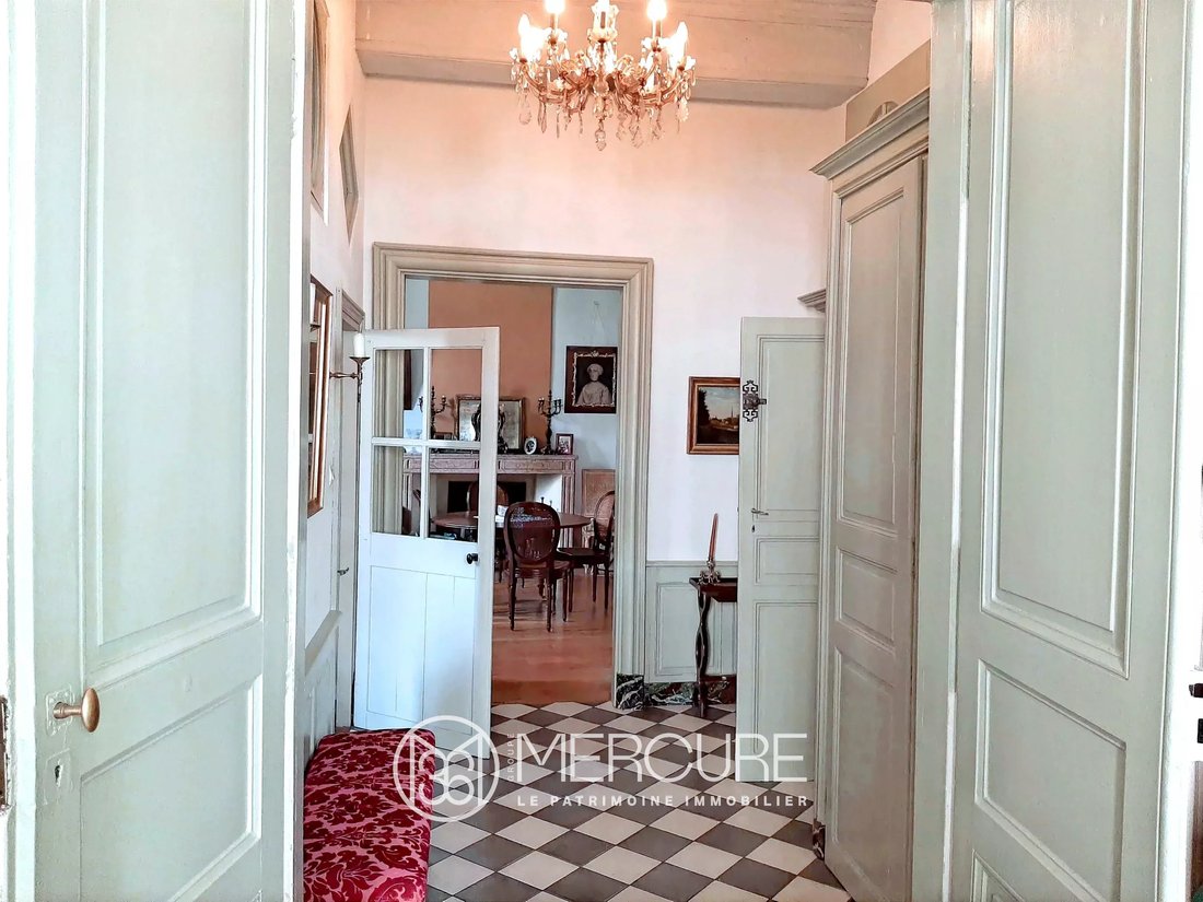 Apartment in Cordeliers, Dijon, France 1 - 15666237