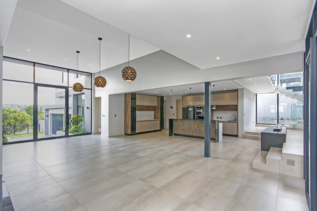 House in Waterfall Country Estate South, Gauteng, South Africa 5 - 17023873