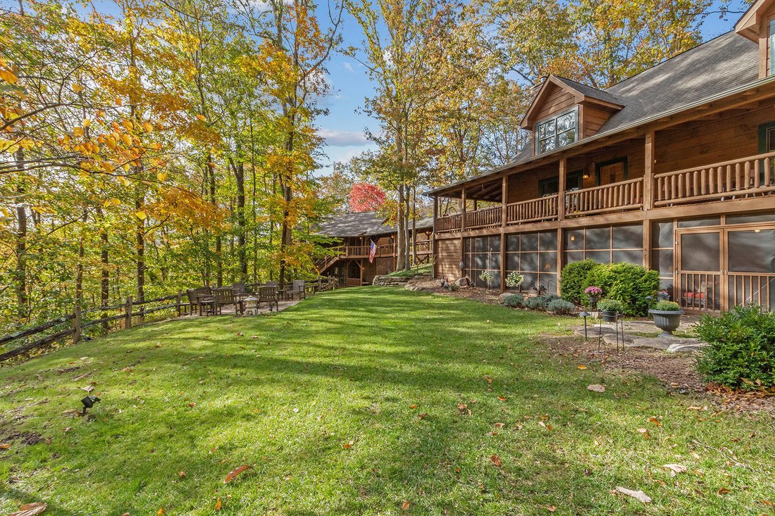 House in Mars Hill, North Carolina, United States 3 - 17021839