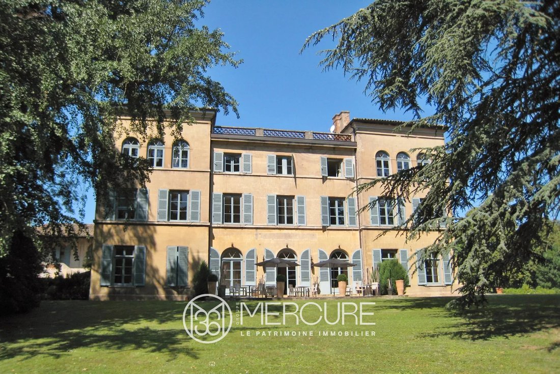 Schloss in Mâcon, Bourgogne-Franche-Comté, Frankreich 5 - 16038405