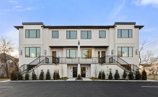 Condo in Airmont, New York, United States 1
