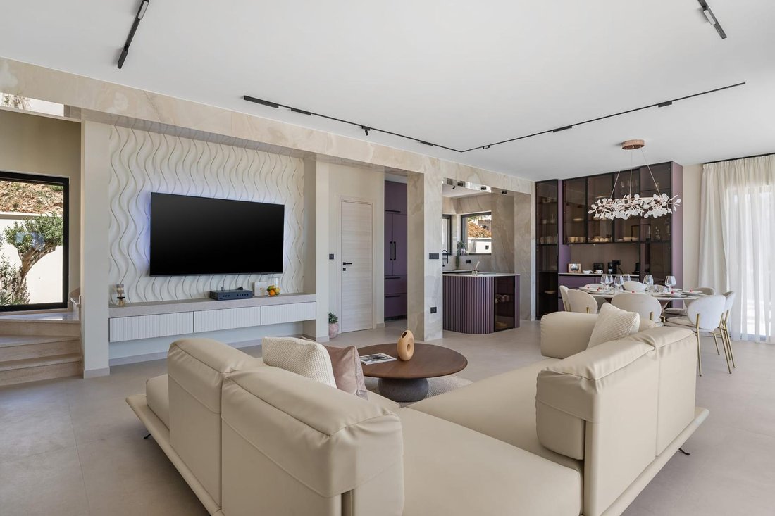 Villa in Grljevac, Split-Dalmatia County, Croatia 2 - 17023552
