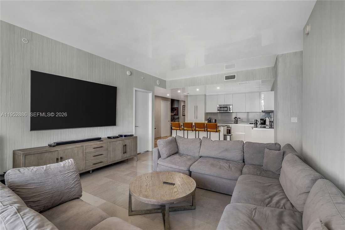 Condo in Miami, Florida, United States 3 - 17019697