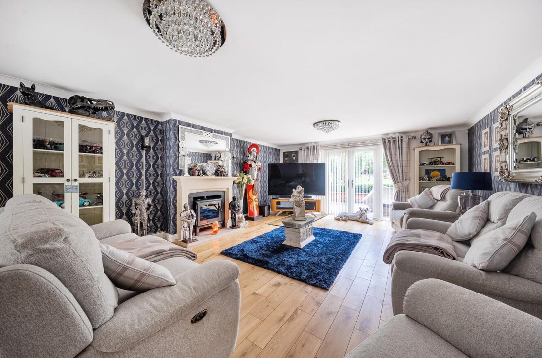 House in Addington, England 4 - 17022960
