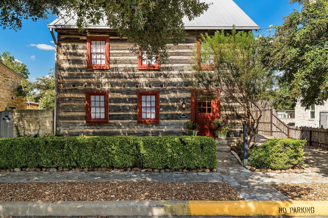 House in Fredericksburg, Texas, United States 1 - 17022402