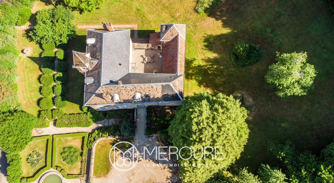 Castle in Villers-Pater, Bourgogne – Franche-Comté, France 2 - 15894306