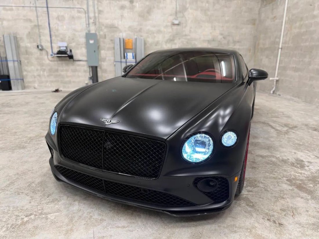 Cabriolet in Fort Lauderdale, FL, United States 3 - 17023942