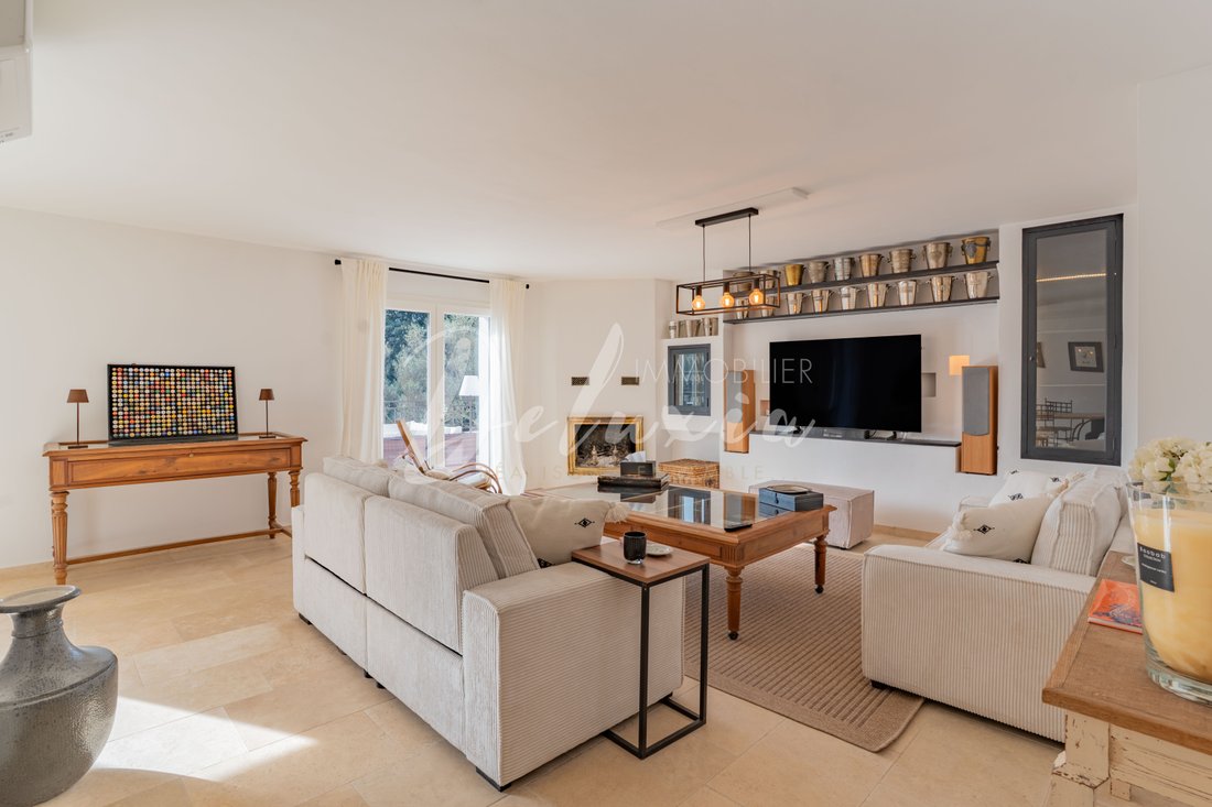 Villa in Les Issambres, Roquebrune-sur-Argens, France 5 - 17023183
