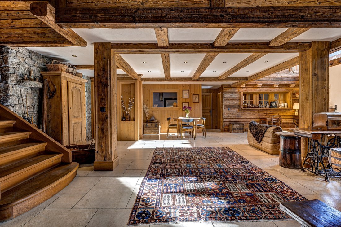 House in Chamonix-Mont-Blanc, Auvergne-Rhône-Alpes, France 5 - 17023025