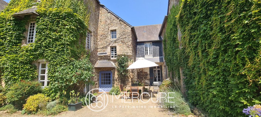 Townhouse in Quintin, Brittany, France 1 - 14314840