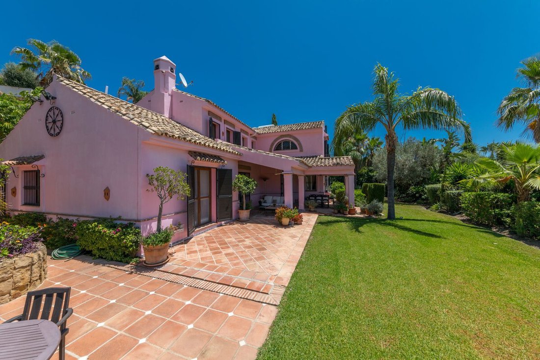 Villa in Benahavis, Andalusia, Spain 3 - 17032187