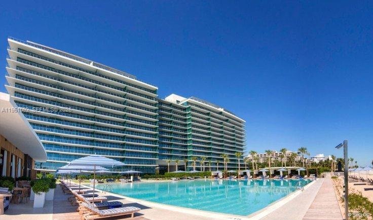 Condo in Key Biscayne, Florida, United States 2 - 17021094
