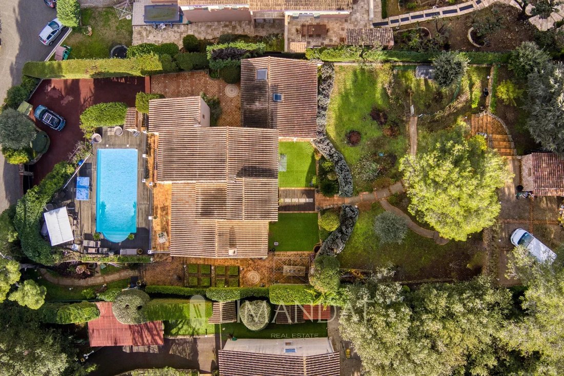 Villa in La Turbie, Provence-Alpes-Côte d'Azur, France 3 - 12478248