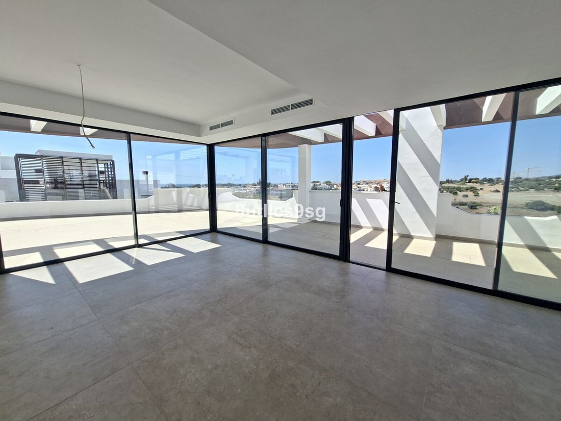 Penthouse in Estepona, Andalusia, Spain 5 - 17025305