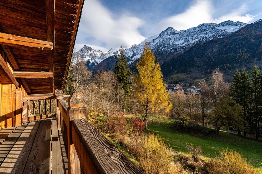 House in Chamonix-Mont-Blanc, Auvergne-Rhône-Alpes, France 3 - 17023025