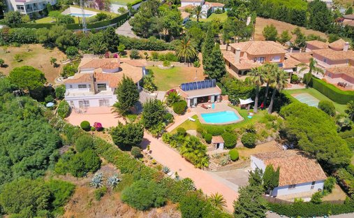Villa à Estepona, Andalousie, Espagne 1