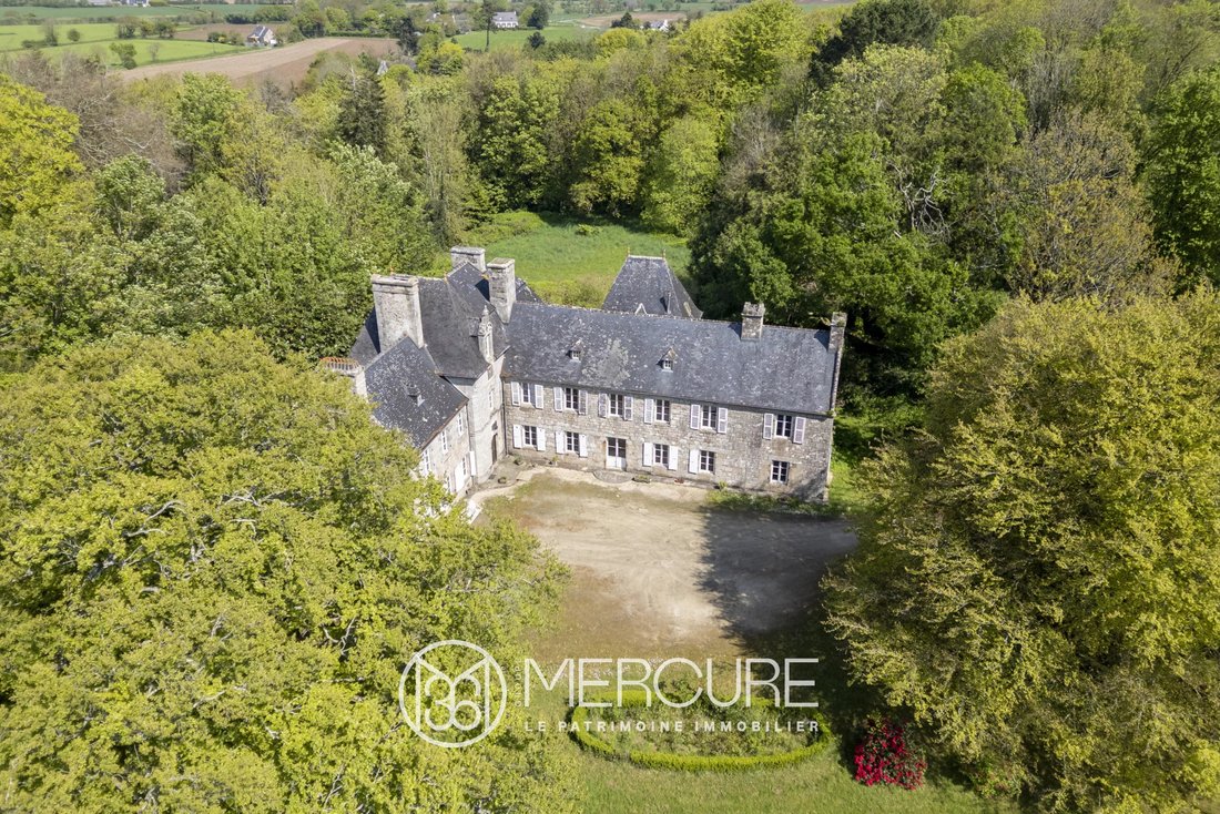 Castle in Le Folgoet, Brittany, France 2 - 15629640