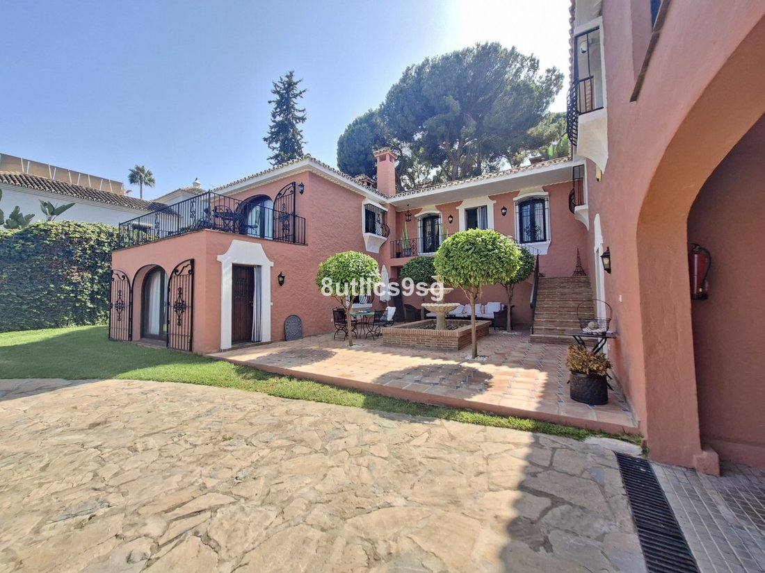 Villa in Centro, Malaga, Spain 2 - 17031334