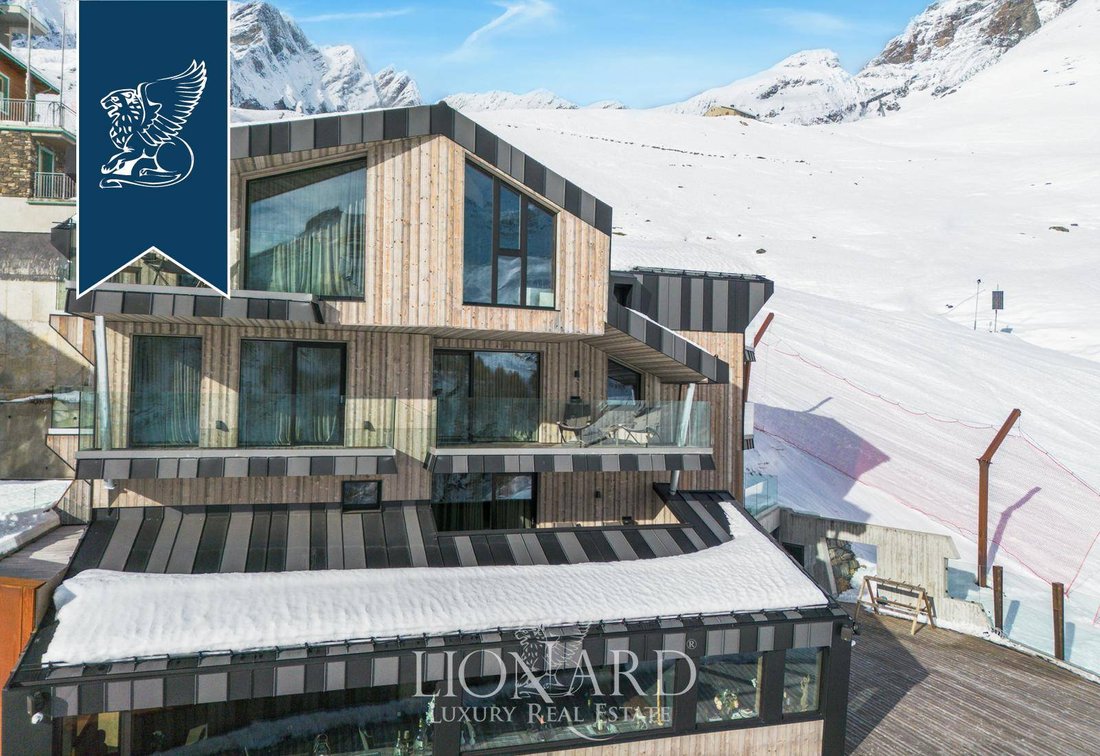 Villa in Breuil-Cervinia, Aosta Valley / Vallée d'Aoste, Italy 3 - 17023297