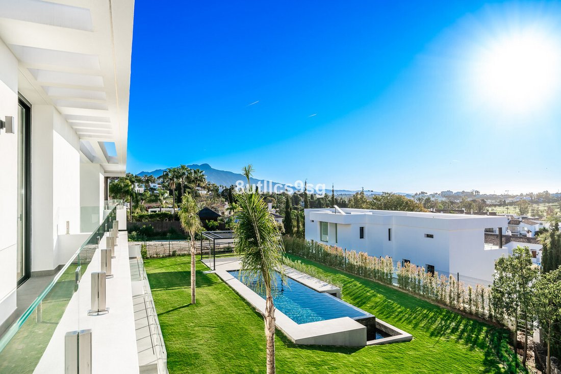 Villa in Benahavis, Andalusia, Spain 2 - 17032321