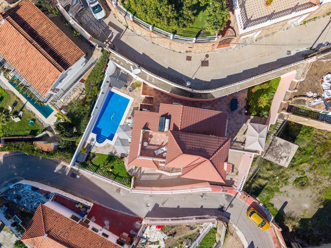 Villa in Fuengirola, Andalusia, Spain 2 - 17032754